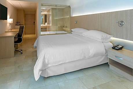 Junior Suite, 1 Bedroom Junior Suite, 1 King