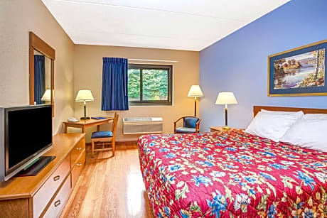 King Room - Non-Smoking