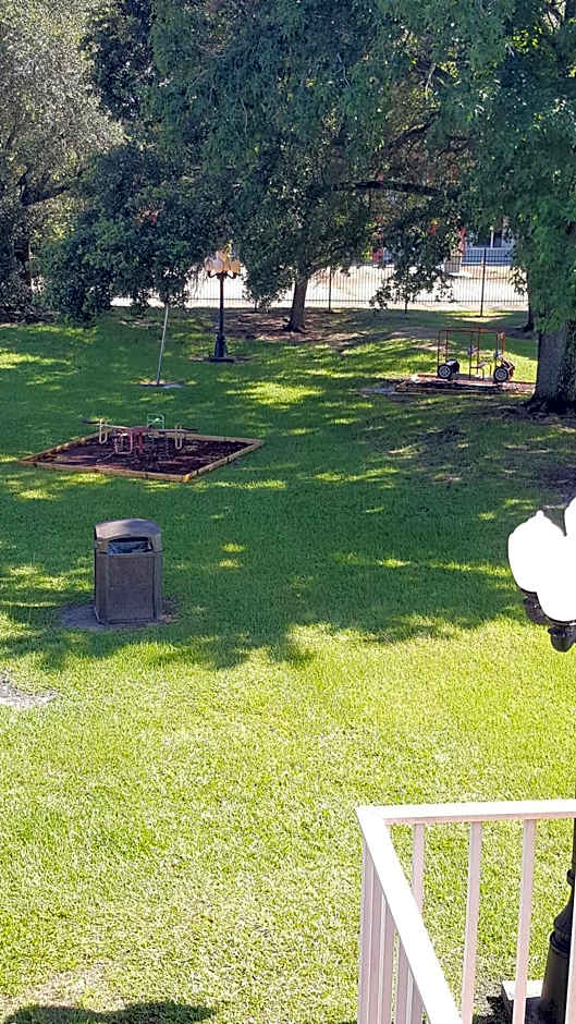 Motel 6 Hammond, LA - I 12 - I 55