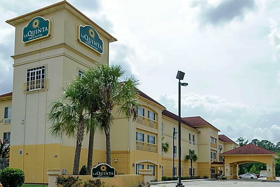 La Quinta Inn & Suites by Wyndham Mobile Satsuma / Saraland