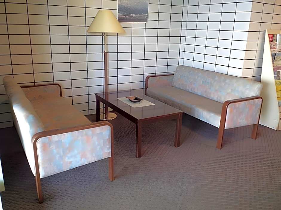 Sky Hotel Uozu Annex