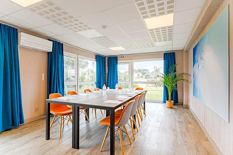 Kyriad Direct Tours Sud - Chambray Lès Tours