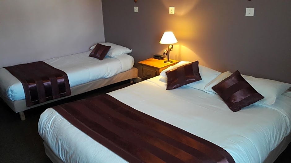 Logis Hotel La Chaumiere
