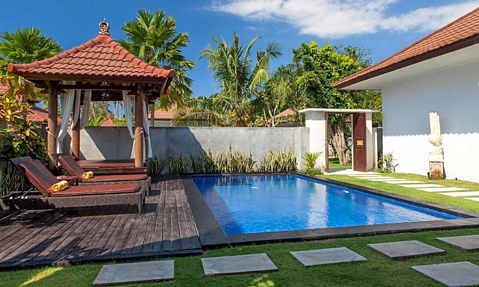 Puri Saron Hotel Baruna Beach Lovina