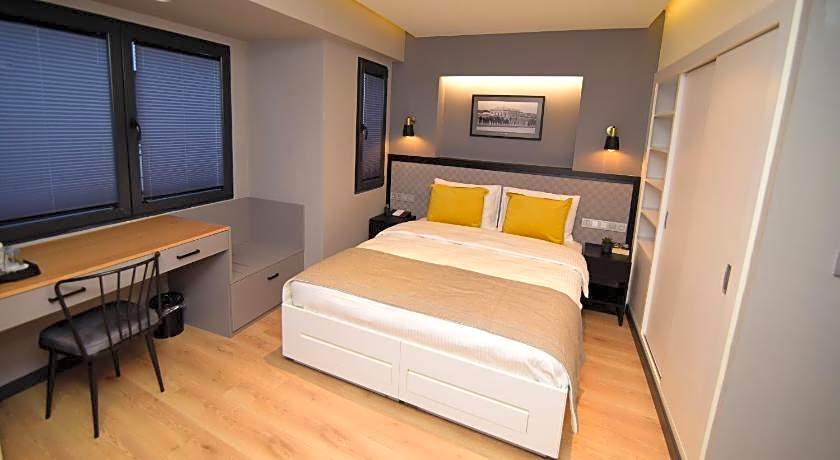 The Row Taksim Hotel
