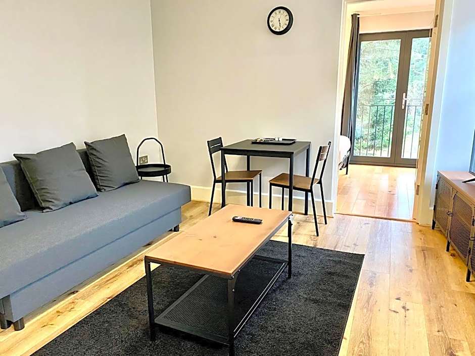 Westciti Caroco Aparthotel