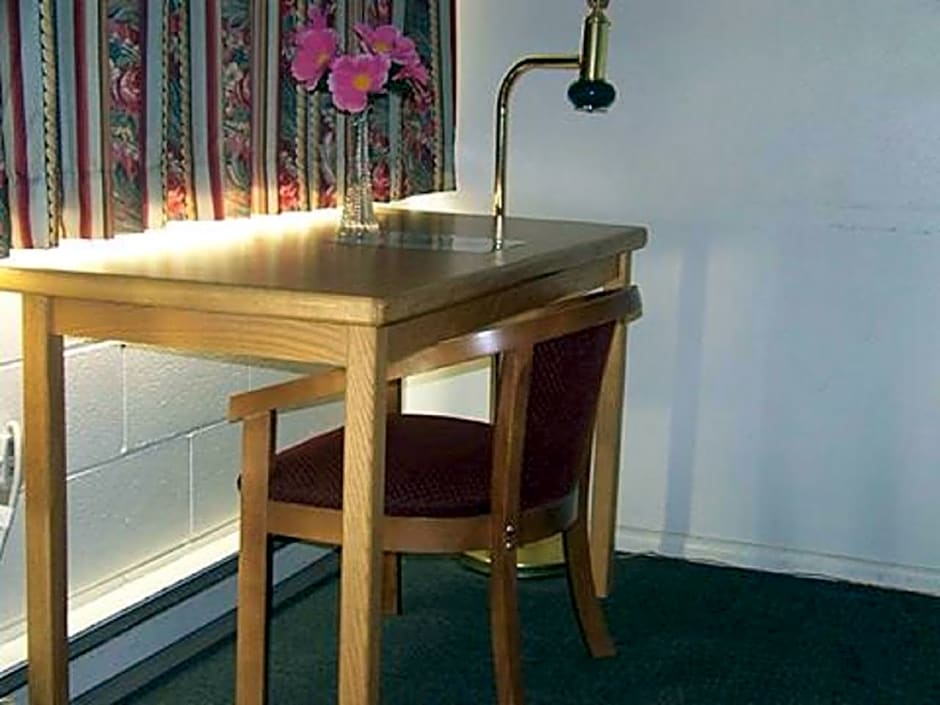 Holiday Lodge Wenatchee
