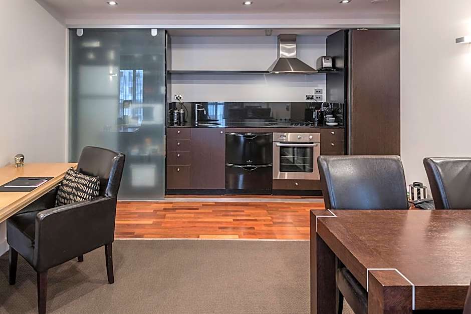 Museum Apartment Hotel, Independent Collection by EVT