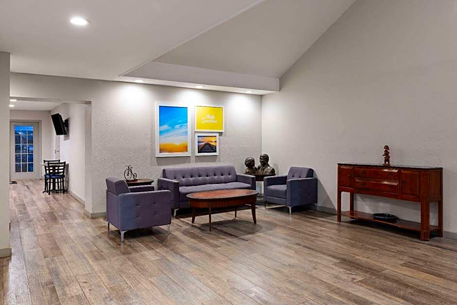 Days Inn by Wyndham Americus