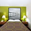 Super 8 by Wyndham Williams
