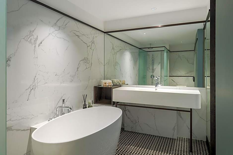 The George Penang by The Crest Collection