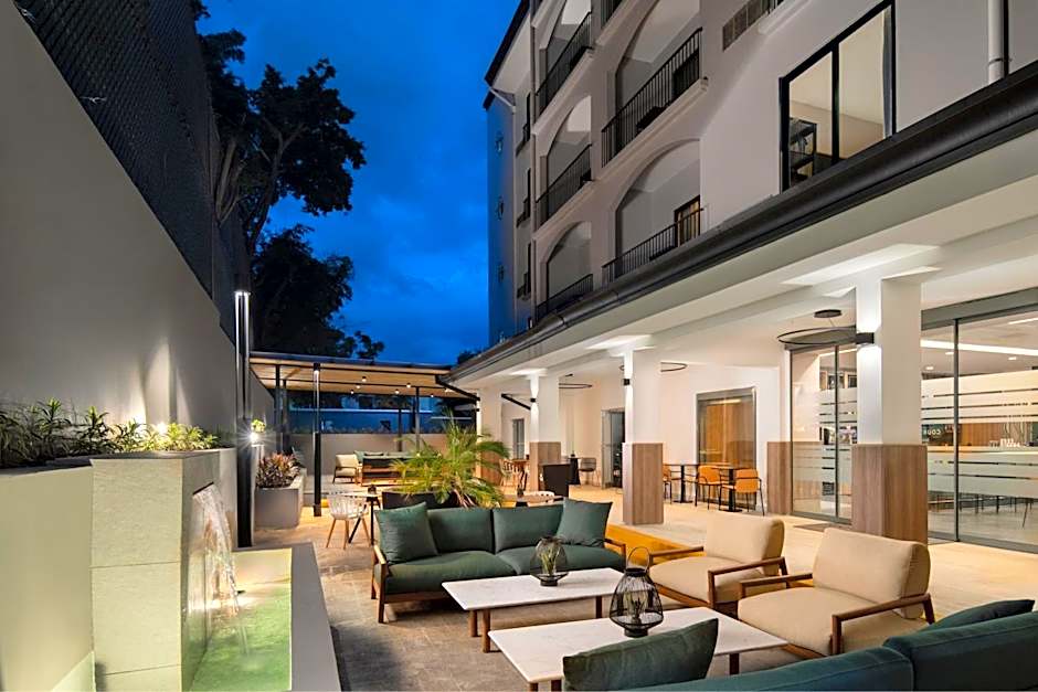 Courtyard by Marriott Santo Domingo