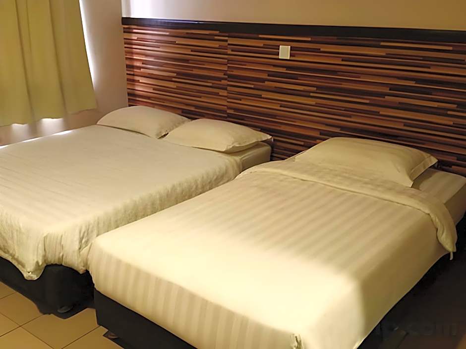 Iskandar Hotel