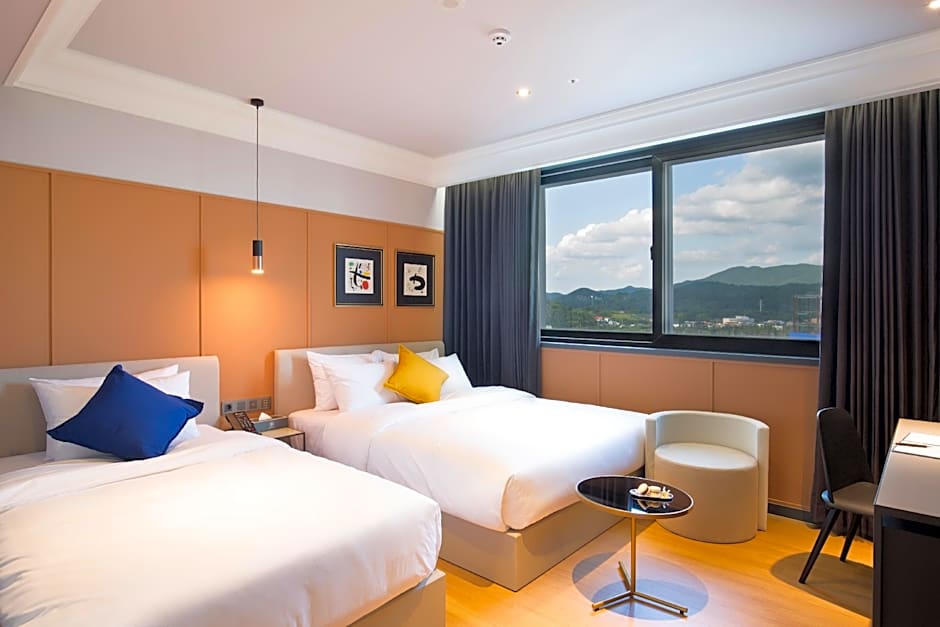 Brown Dot Hotel Chungmugong