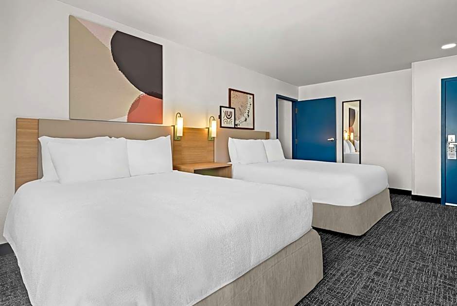 Spark by Hilton Oxford