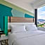 Tru by Hilton Hoa Binh City Centre