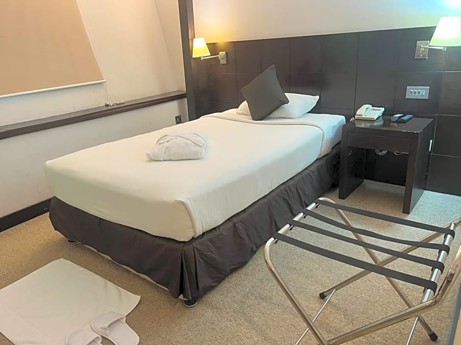 Al Jazira Club Hotel