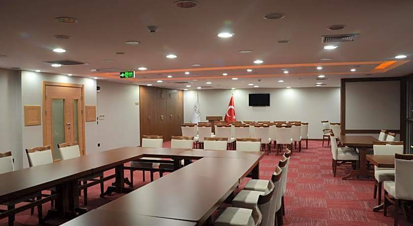 Cinarpark Hotel