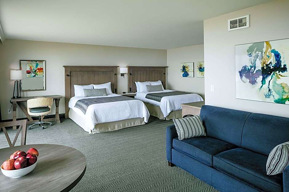 Beachfront Inn