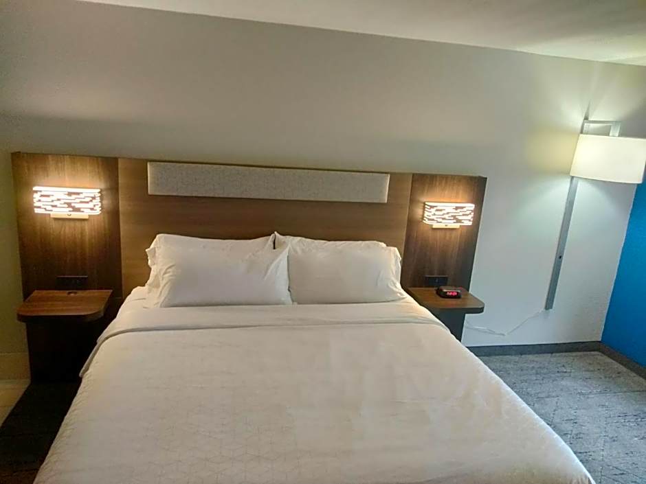 Holiday Inn Express Lapeer By IHG