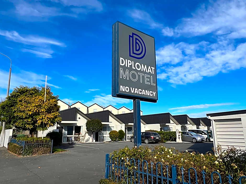 Diplomat Motel