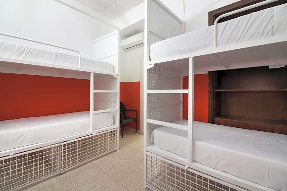 Feel Hostels City Center