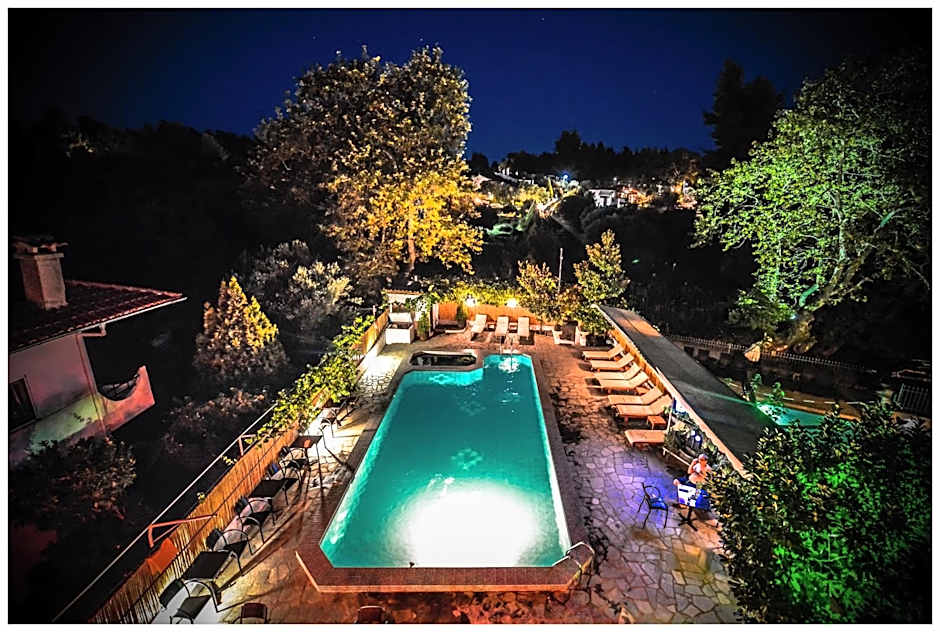 Anna Christina Apartments