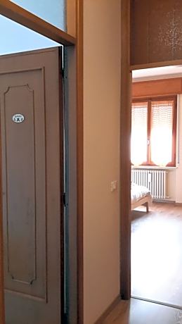 Large Double Room with Private Bathroom