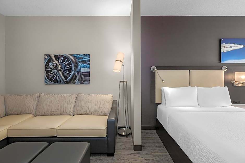 Holiday Inn Express & Suites Cold Lake By IHG