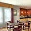 Super 8 by Wyndham Carrizo Springs