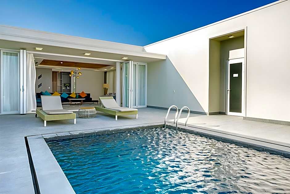 Oceanami Villas & Beach Club - by Thang Long Group