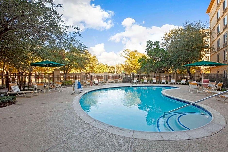 La Quinta Inn Ste Hou Galleria – Houston, TX