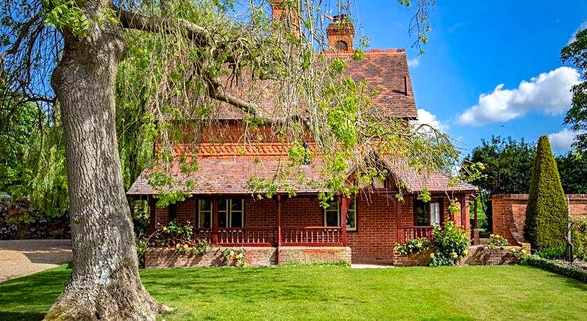 The Five Arrows Hotel