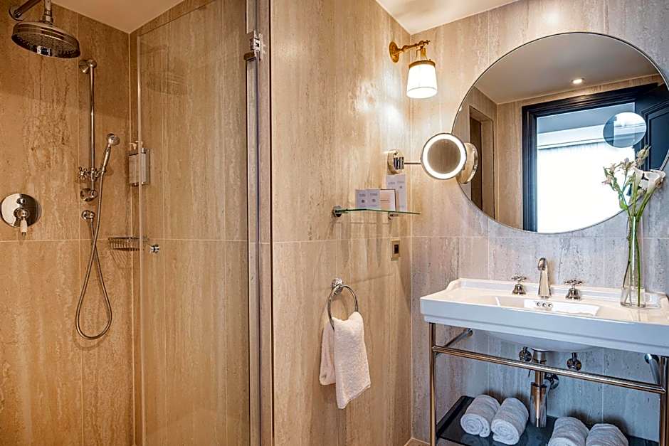 Hotel Barsey by Warwick