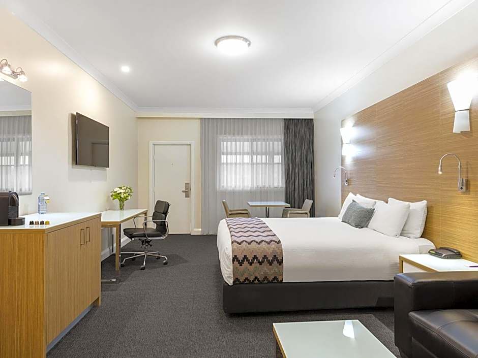 Mercure Goulburn