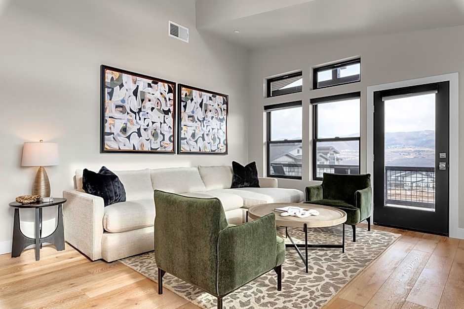 Luxury Stays Club 301, Lovely 3br condo, New Deer Valley 1 min, Park City 10 min
