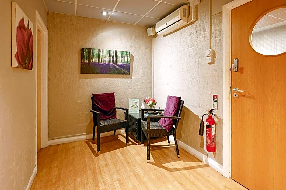 Gloucester Robinswood Hotel By Sunday
