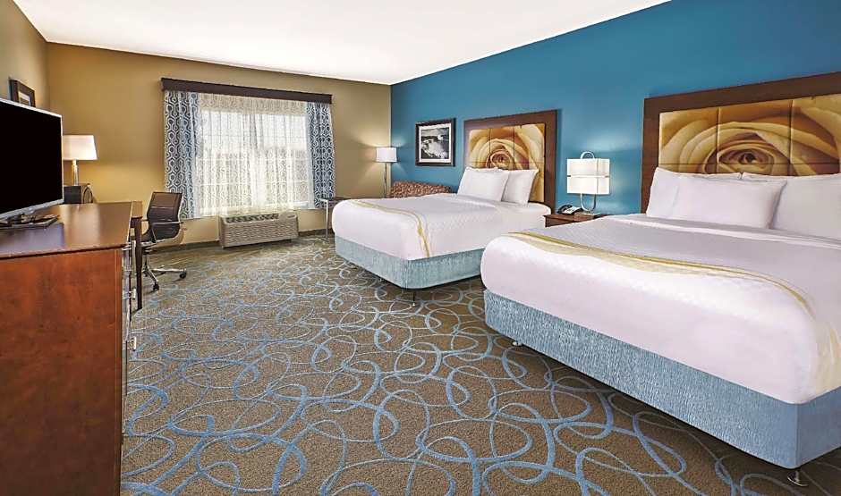 La Quinta Inn & Suites by Wyndham Niagara Falls