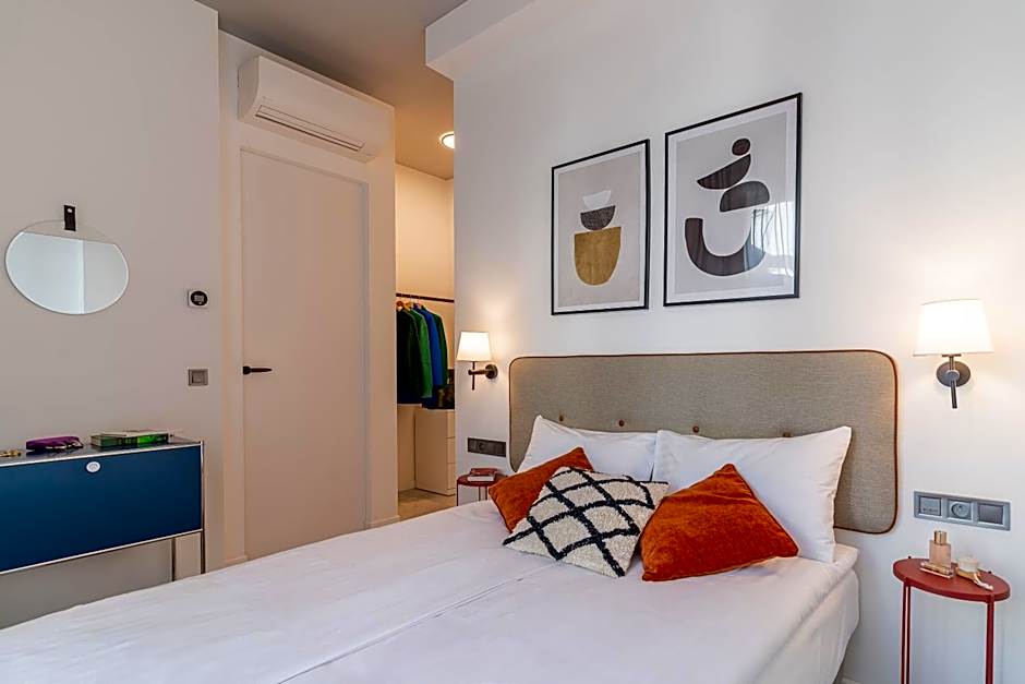 H11 Aparthotel