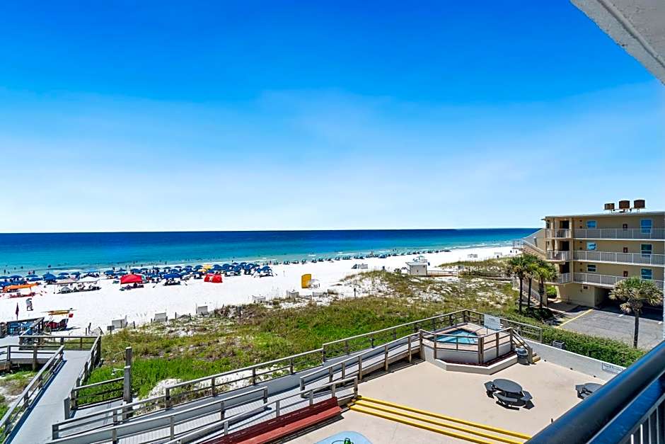 Splash Into Sundestin, Thanksgiving Stays Get 50 Gift Card