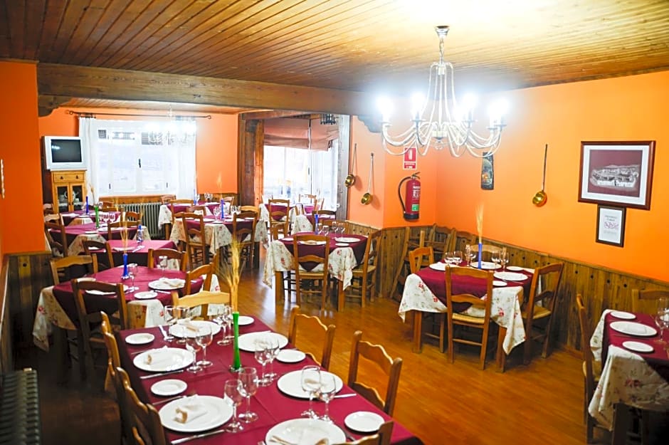 Hotel Rural Restaurante Los Rosales