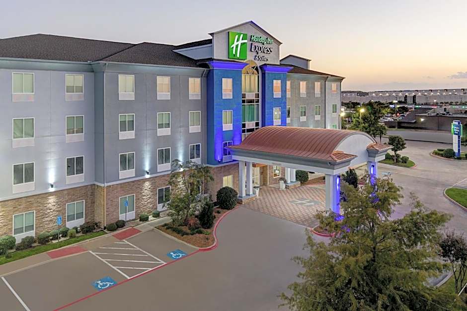 Holiday Inn Express Hotel & Suites Dallas West By IHG
