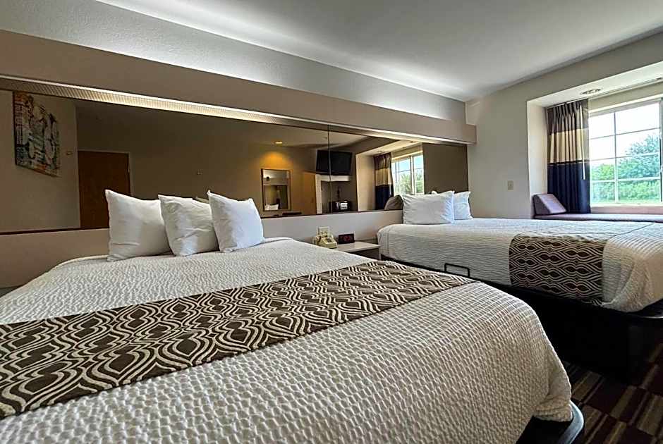 Photo 1 of 18 of 2 Queen Beds