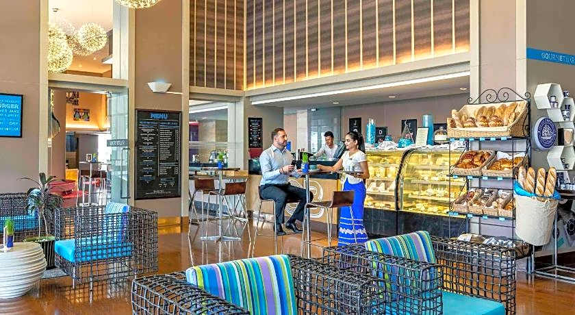Novotel Yangon Max
