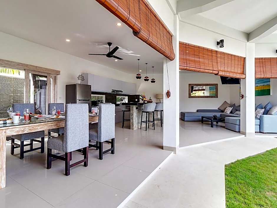 Hiburan Villas