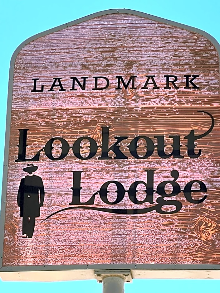 Landmark Lookout Lodge