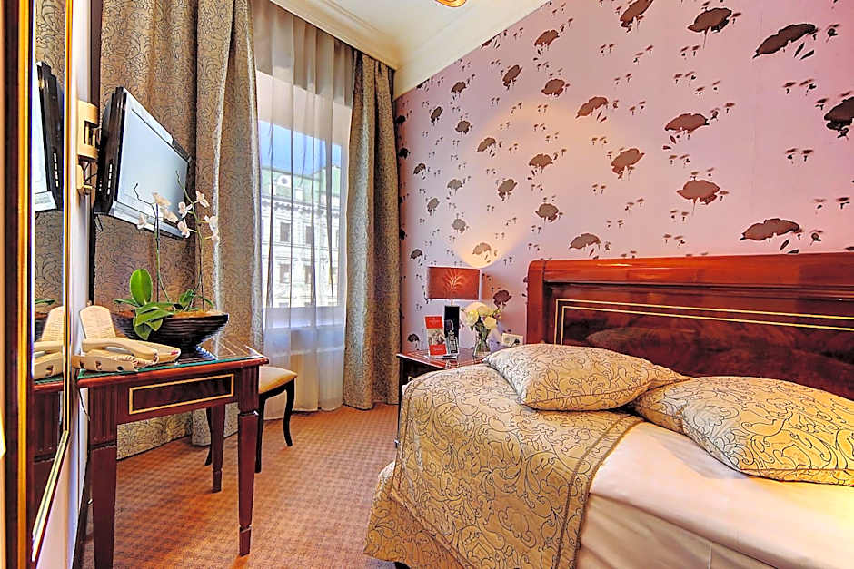 Golden Triangle Boutique Hotel