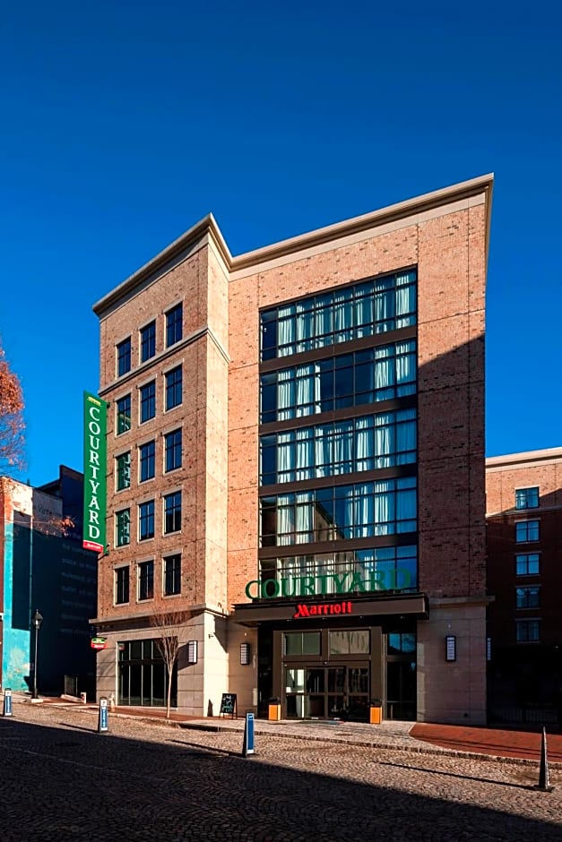 Courtyard by Marriott Richmond Downtown