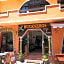 Hotel Bucaneros