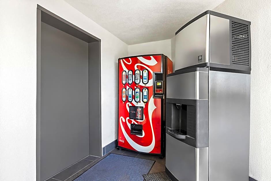 Days Inn by Wyndham San Francisco S/Oyster Point Airport